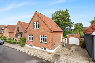 Villa på Dybbølsgade 14, 7500 Holstebro