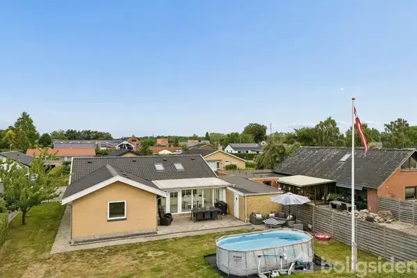 Villa på Drosselvej 30, 4800 Nykøbing F