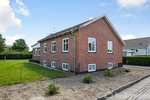 Villa på Kjærsvej 11, 7570 Vemb