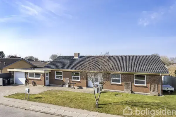 Villa på Berberisvej 8, 9300 Sæby