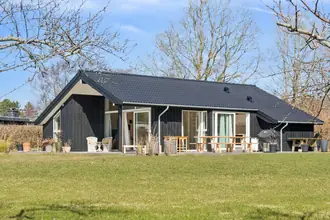 Fritidshus på Holløselundvej 3, 3210 Vejby