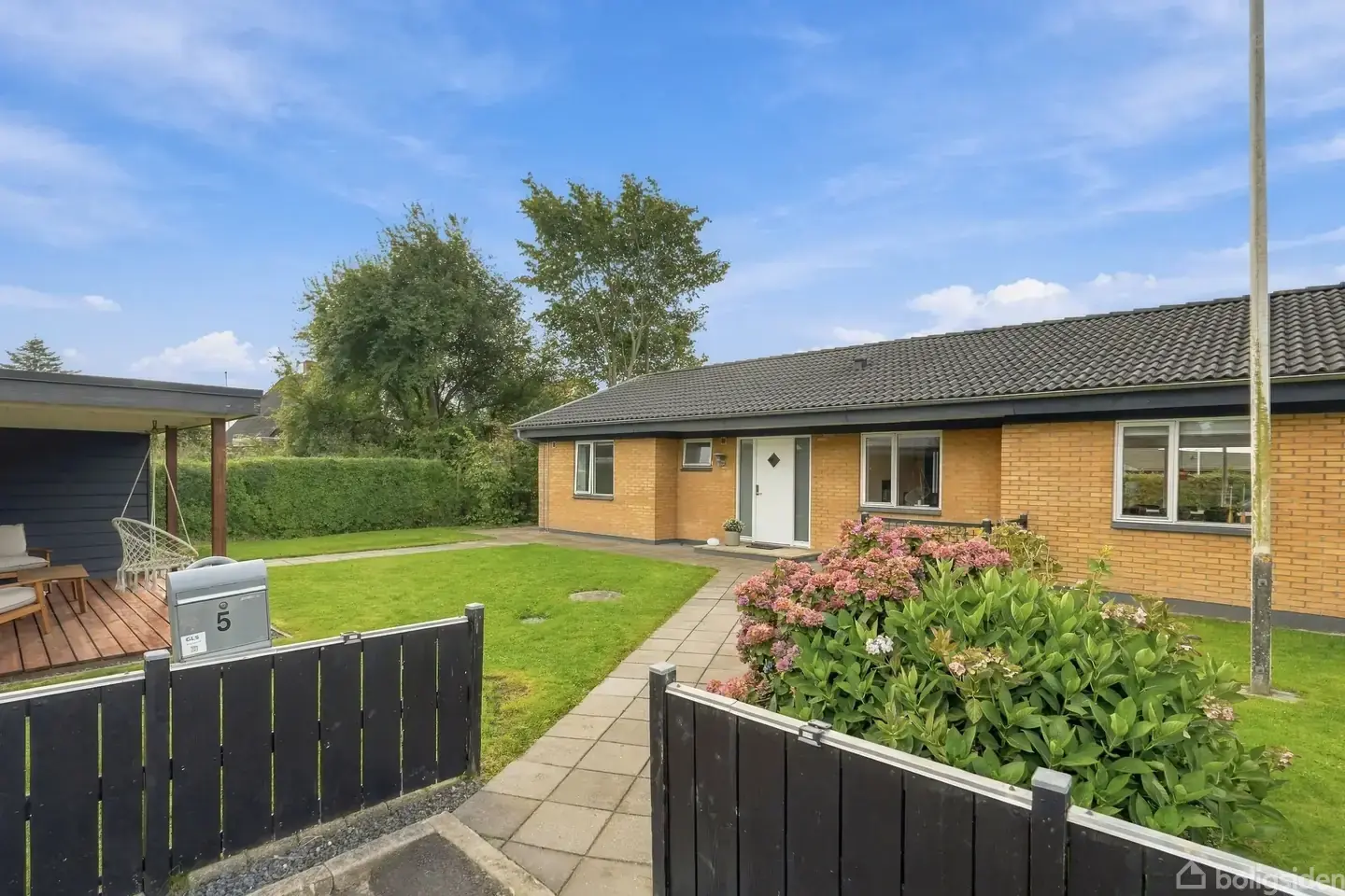Villa på Landsbyvænget 5, 6715 Esbjerg N