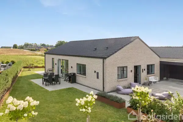 Villa på Lønnebergvej 8, 8600 Silkeborg
