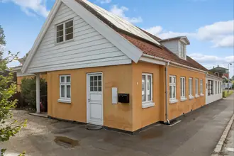 Villa på Nystedvej 1, 4990 Sakskøbing