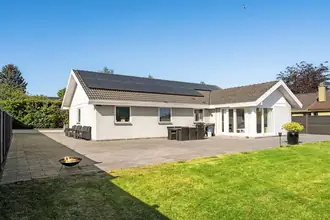 Villa på Kløvervænget 8, Tuse, 4300 Holbæk