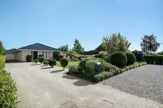 Villa på Gammel Landevej 71, Spørring, 8380 Trige