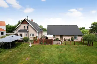 Villa på Villavej 1, Bråby, 4690 Haslev