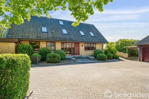 Villa på Pærgårdsvej 3, 7130 Juelsminde