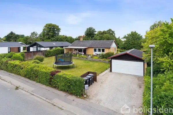 Villa på Syrenvej 7, 3400 Hillerød