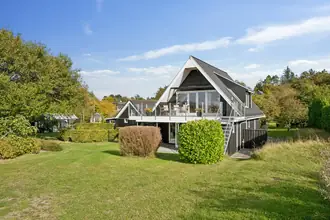 Māja, 148 m²