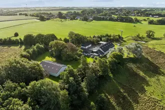 Landejendom på Pederstrupvej 97, Pederstrup, 8620 Kjellerup