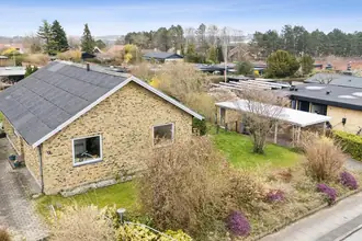 Villa på Forsythiavej 12, 8270 Højbjerg