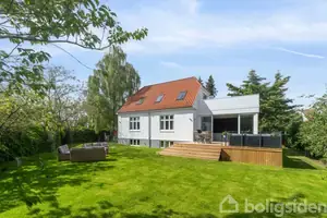 Villa på Digtervænget 2, 8000 Aarhus C