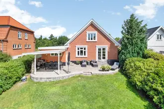 Villa på Klostervej 72, 8680 Ry