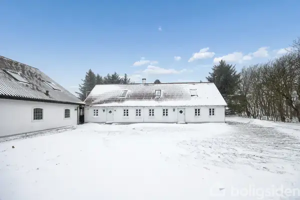 Landejendom på Russerbakkevej 3, 9850 Hirtshals