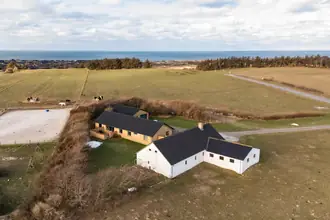 Landejendom på Nørlev Strandvej 389, 9800 Hjørring