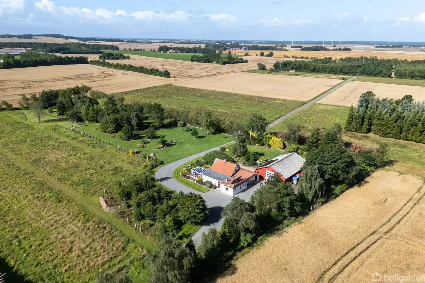 Landejendom på Hedevej 37, 8882 Fårvang