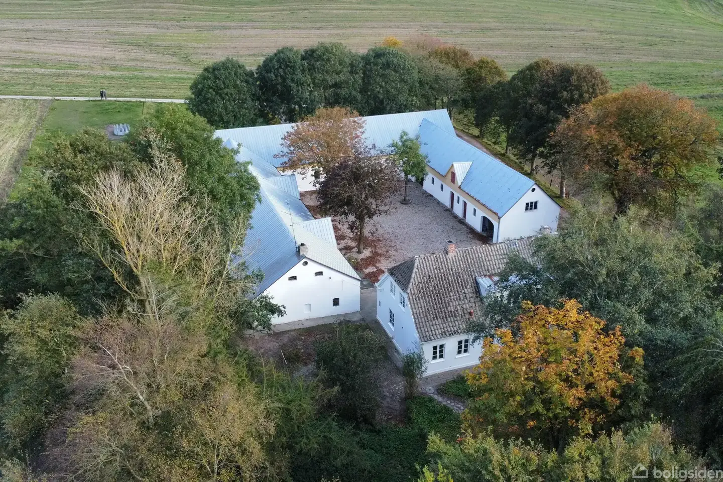 Landejendom på Rævkærvej 21, 9640 Farsø
