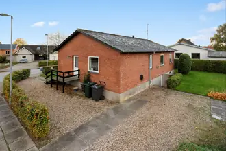 Villa på Lundsvej 24, 7442 Engesvang