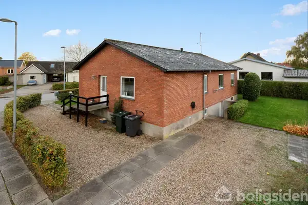 Villa på Lundsvej 24, 7442 Engesvang