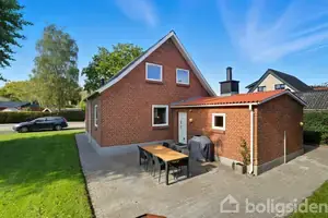 Villa på Foldingbrovej 5, 6670 Holsted