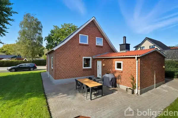 Villa på Foldingbrovej 5, 6670 Holsted