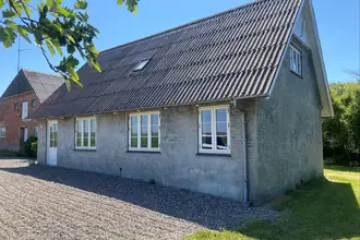Villa på Knudsgårdvej 9, Dybe, 7620 Lemvig