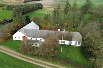 Landejendom på Langbakvej 46, Alstrup, 9700 Brønderslev