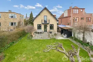 Villa på Samosvej 16, 2300 København S