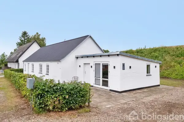 Villa på Hårbyvej 8, 8680 Ry