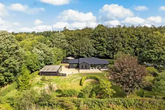 Villa på Tønningsletvej 11, 8680 Ry