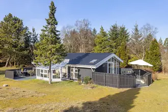 Fritidshus på Bugten 48, Bratten, 9981 Jerup