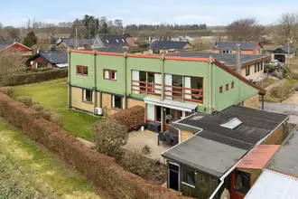 Villa på Skoletoften 12, Grundfør, 8382 Hinnerup