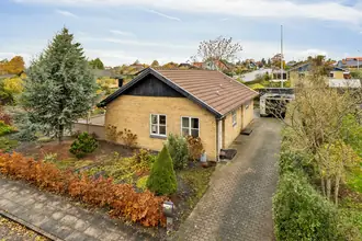Villa på Elsebethvænget 2, Næsby, 5270 Odense N