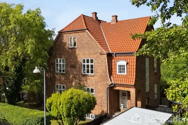 Villa på Solsortvej 123, 2000 Frederiksberg