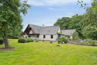 Landejendom på Fraugde-Radby-Vej 76, Fraugde, 5220 Odense SØ