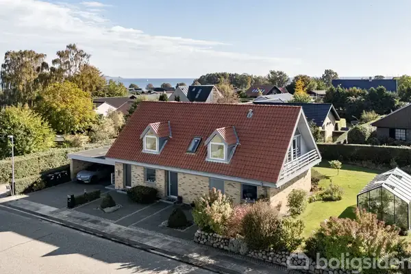 Villa på Bredkær Parkvej 18, 8250 Egå