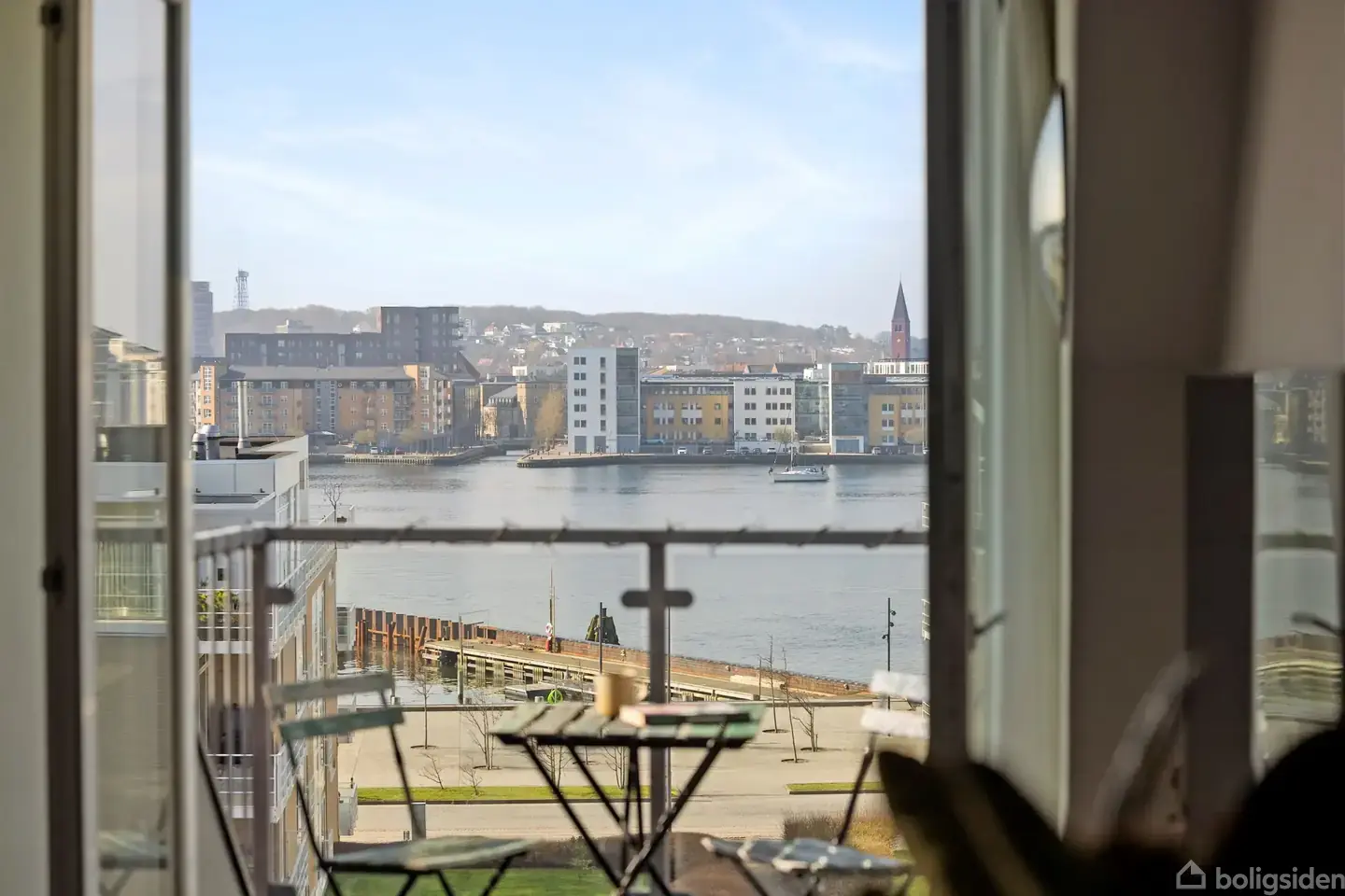 64 kvm. bolig med altan og fantastisk fjordudsigt! - Vista 3