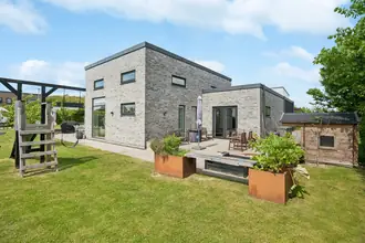 Villa på Møllesvinget 49, 8541 Skødstrup