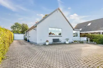 Villa på Næsbyvej 83, Næsby, 5270 Odense N