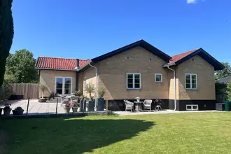 Villa på Bystykket 29, 2850 Nærum