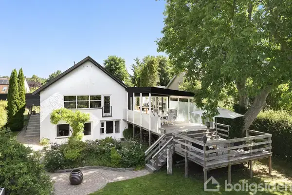Villa på Hvidehusvej 13, 3450 Allerød