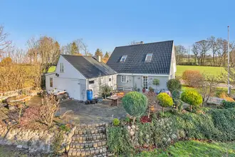 Villa på Stenbjergvej 8, Kejlstrup, 8410 Rønde