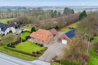 Villa på Koldingvej 121, Kalvslund, 6760 Ribe