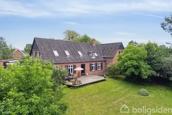 Villa på Slotsvej 64, 8543 Hornslet
