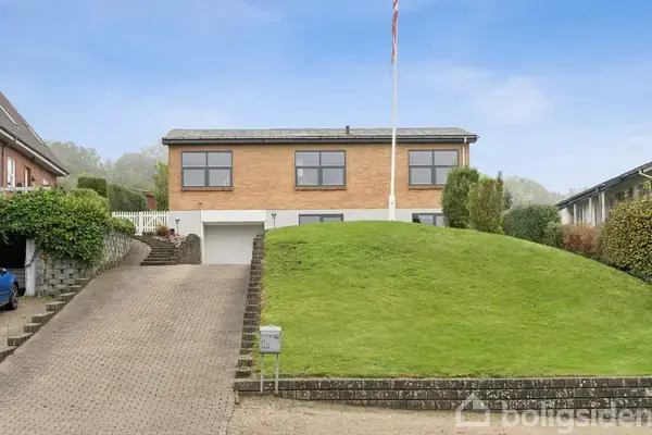Villa på Løgumklostervej 170, 6200 Aabenraa