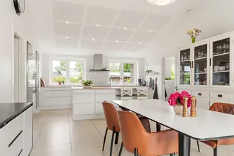 Villa på Ellebjergvej 1, 4330 Hvalsø