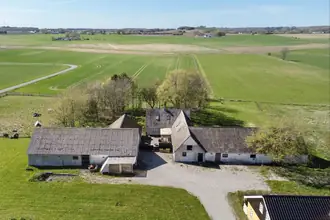 Landejendom på Sønderskovvej 10, 4293 Dianalund
