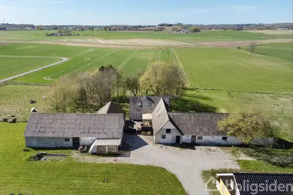 Landejendom på Sønderskovvej 10, 4293 Dianalund