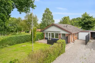 Villa på Snerlevænget 11, 5856 Ryslinge